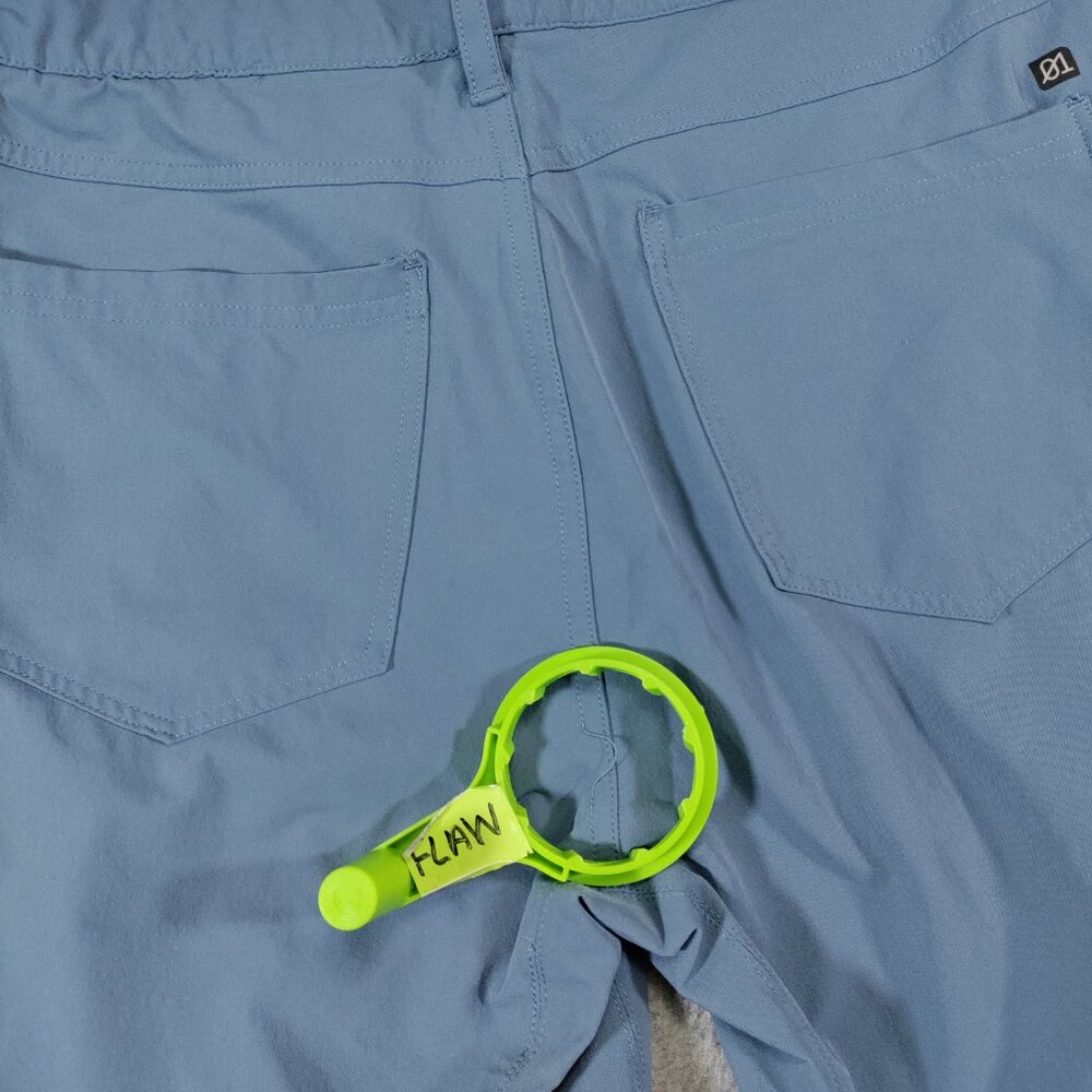 01.ALGO Shorts Men 32x6 Blue Solid Nylon Spandex Performance Golf Shorts - Picture 6 of 6